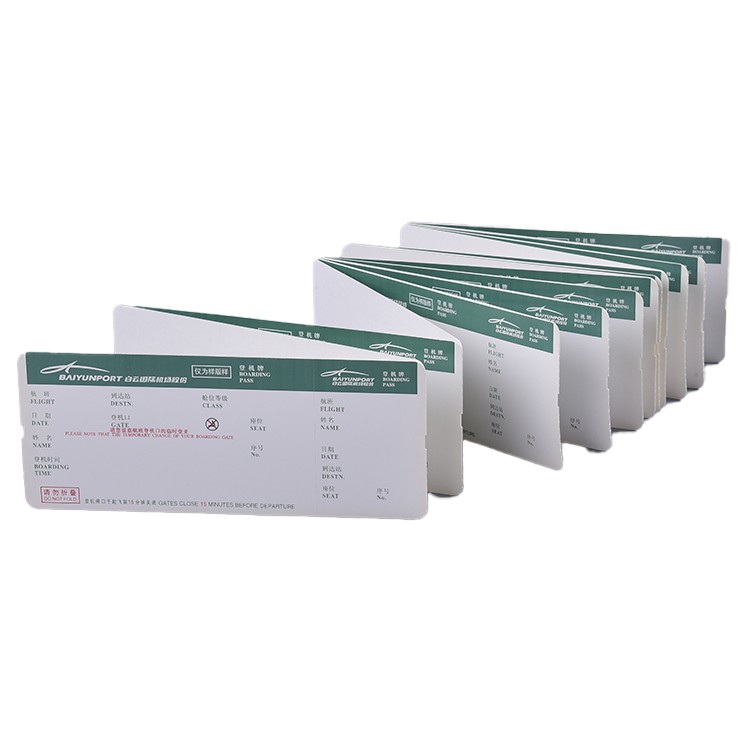 Acțiune de reducere a plasticului în industria aviației: permis de îmbarcare pe hârtie și etichete de bagaje degradabile