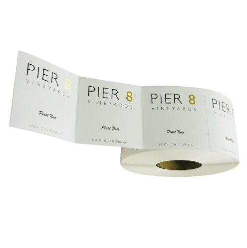 Atingerea contează: puterea ascunsă a texturii în etichetele vinurilor